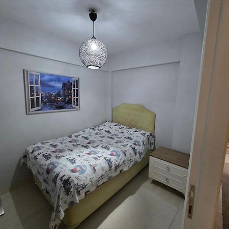 Appartamento 3+1 , Historical Elevator, Warm House Next To Sea Smirne Esterno foto
