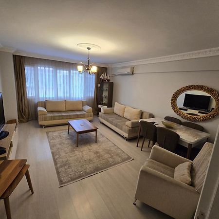 Appartamento 3+1 , Historical Elevator, Warm House Next To Sea Smirne Esterno foto