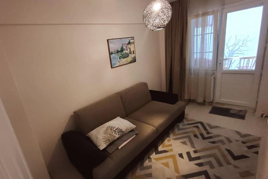 Appartamento 3+1 , Historical Elevator, Warm House Next To Sea Smirne Esterno foto