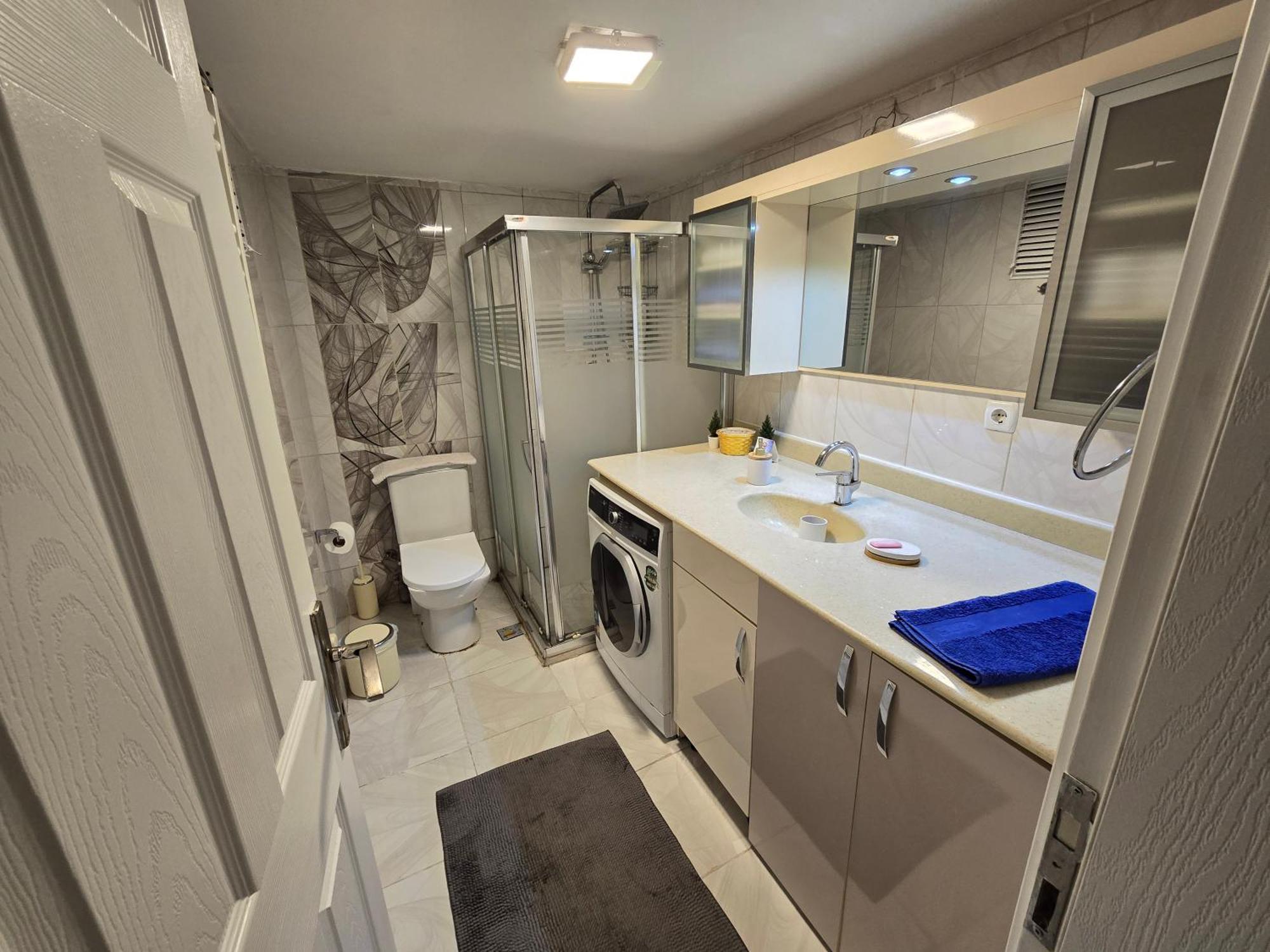 Appartamento 3+1 , Historical Elevator, Warm House Next To Sea Smirne Esterno foto